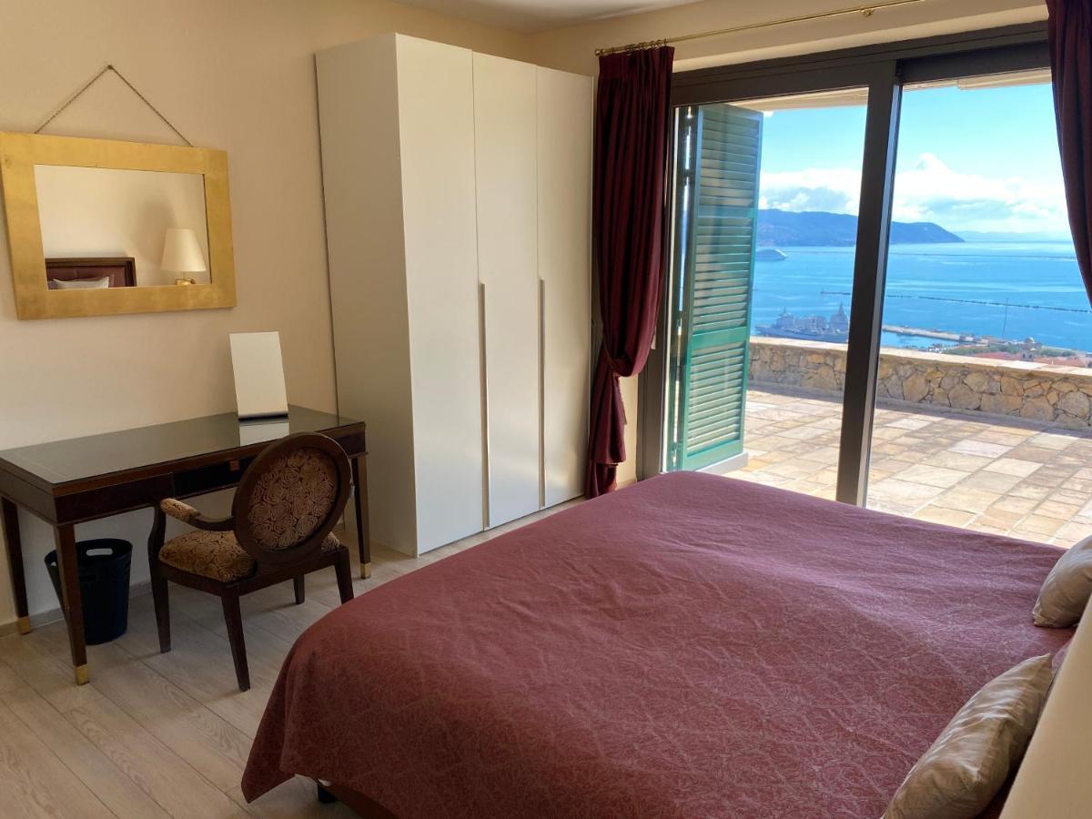 Miramare Apartments&Suites La Spezia Bagian luar foto