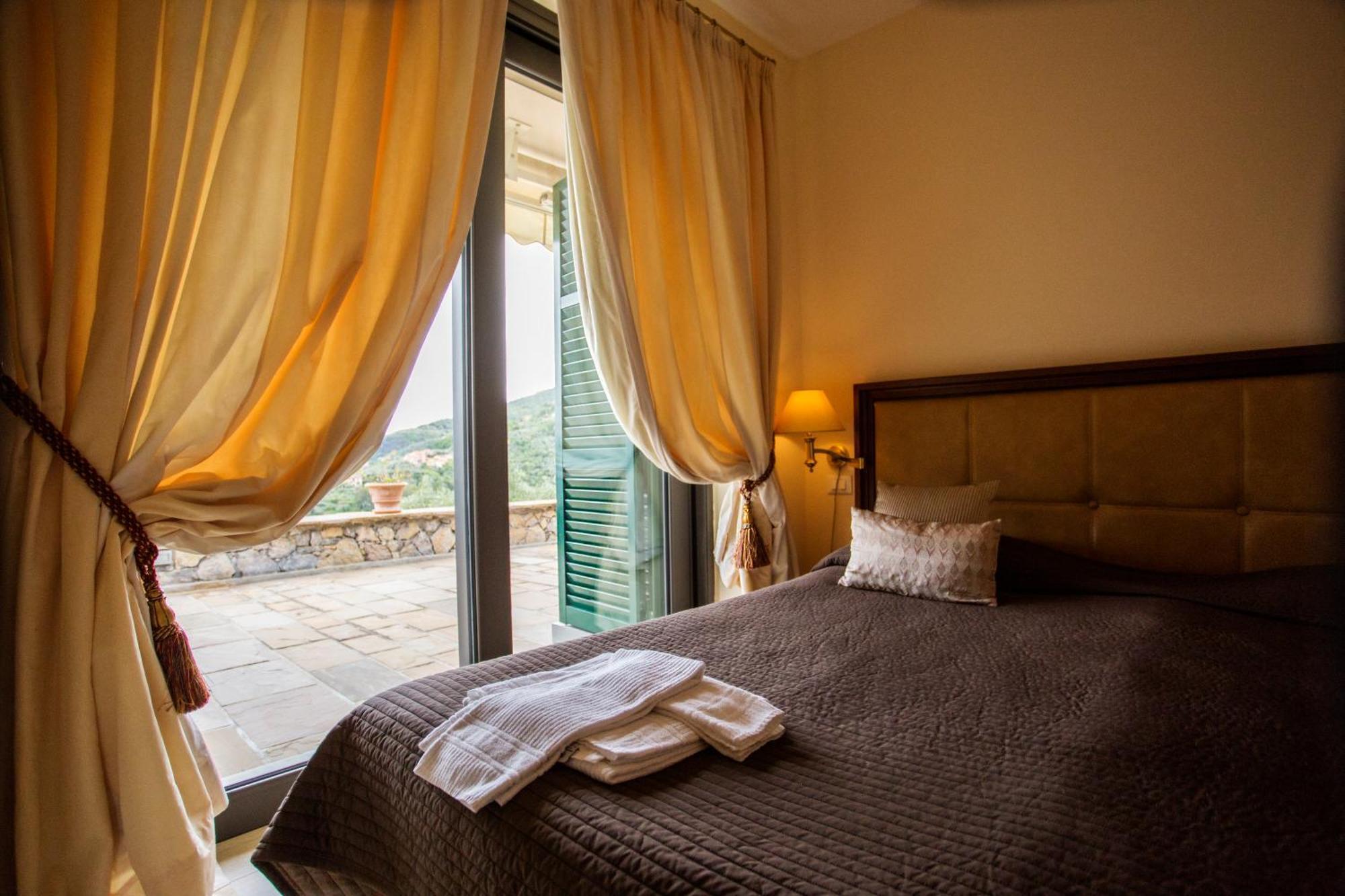Miramare Apartments&Suites La Spezia Ruang foto